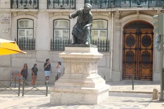 Local - Chiado (António Ribeiro) - Santa Maria Maior| Lisboa| Área Metropolitana de Lisboa