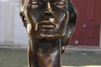 Local - Busto de Sophia de Mello Breyner Andresen - São Vicente| Lisboa| Área Metropolitana de Lisboa