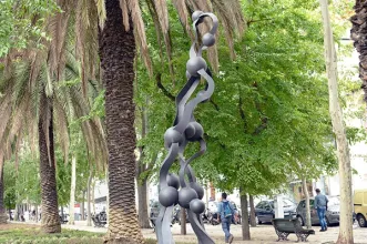 Local - Sou Como Tu (Rui Chafes) - Santo António| Lisboa| Área Metropolitana de Lisboa
