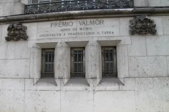 Local - Edifício na Rua Alexandre Herculano - Santo António| Lisboa| Área Metropolitana de Lisboa