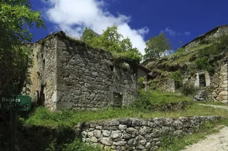 Local - Bulnes - Cabrales| Asturias