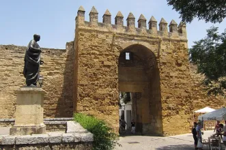 Local - Puerta de Almodóvar - Córdoba| Córdoba