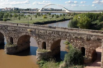 Local - Ponte Romana - Mérida| Badajoz