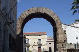 Local - Arco de Trajano - Mérida| Badajoz