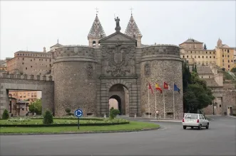 Local - Puerta de Bisagra - Toledo| Toledo