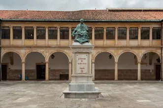 Local - Universidade de Oviedo - Oviedo| Asturias