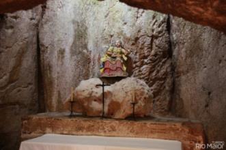 Local - Dólmen e Igreja Paroquial De Santa Maria Madalena - Alcobertas| Rio Maior| Lezíria do Tejo