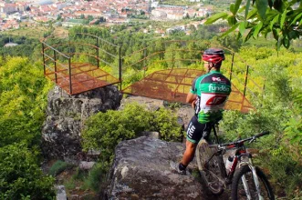 Local - Miradouro da Pedra D´Hera - Alcongosta| Fundão| Beiras e Serra da Estrela