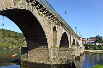 Ponto de Interesse - Ponte sobre o Rio Lima - Ponte da Barca| Ponte da Barca| Alto Minho