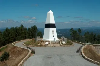 Ponto de Interesse - Picota da Melriça – Centro Geodésico de Portugal - Vila de Rei| Vila de Rei| Beira Baixa