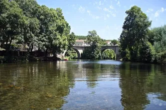 Local - Praia Fluvial Ponte das Três Entradas - Ponte das Três Entradas| Oliveira do Hospital| Região de Coimbra