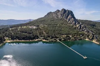 Local - Praia Fluvial da Albufeira de Santa Luzia - Vidual| Pampilhosa da Serra| Região de Coimbra