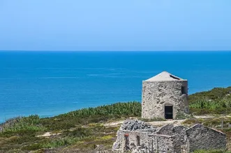 Ponto de Interesse - Praia da Pedra do Ouro - Alcobaça| Oeste