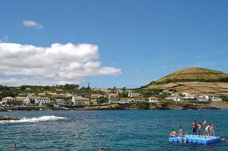 Point of Interest - Zona Balnear de Porto Martins - Praia da Vitória| Região Autónoma dos Açores