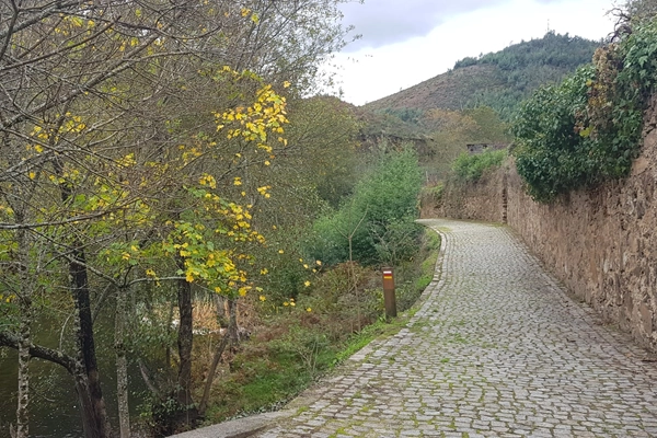 Route - PR3 OHP Caminho de Xisto de Aldeia das Dez III – Na Pegada do Ermitão - Aldeia das Dez| Oliveira do Hospital| Região de Coimbra| Portugal