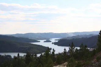 Rota - PR5 FZZ - Lago Azul - Castanheira | Junta de Freguesia de Ferreira do Zêzere| Ferreira do Zêzere| Médio Tejo| Portugal